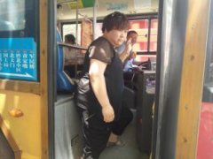 夏日炎炎送清凉   慰问公交一线员工 